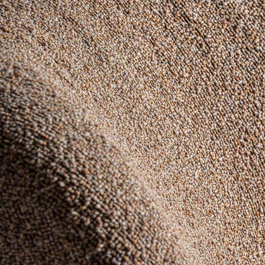 Háttámla részlet – puha párnázás és ívelt forma