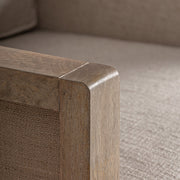 Karfa részletfotó – natúr hatású, pácolt nyírfa felület