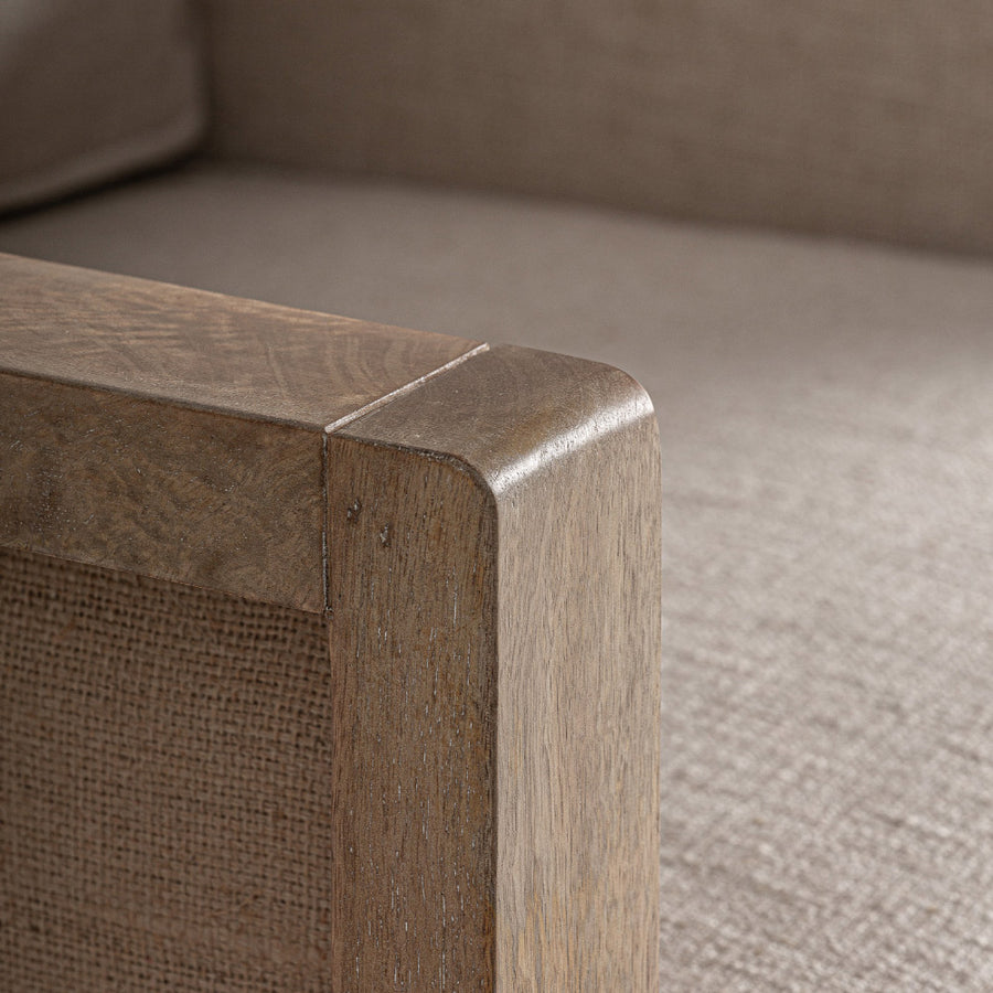 Karfa részletfotó – natúr hatású, pácolt nyírfa felület