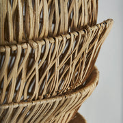 Gömb formájú, kaptárszerű kézműves design függeszték lámpa.