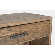 Akácfából és acélból készült bortároló szekrény.