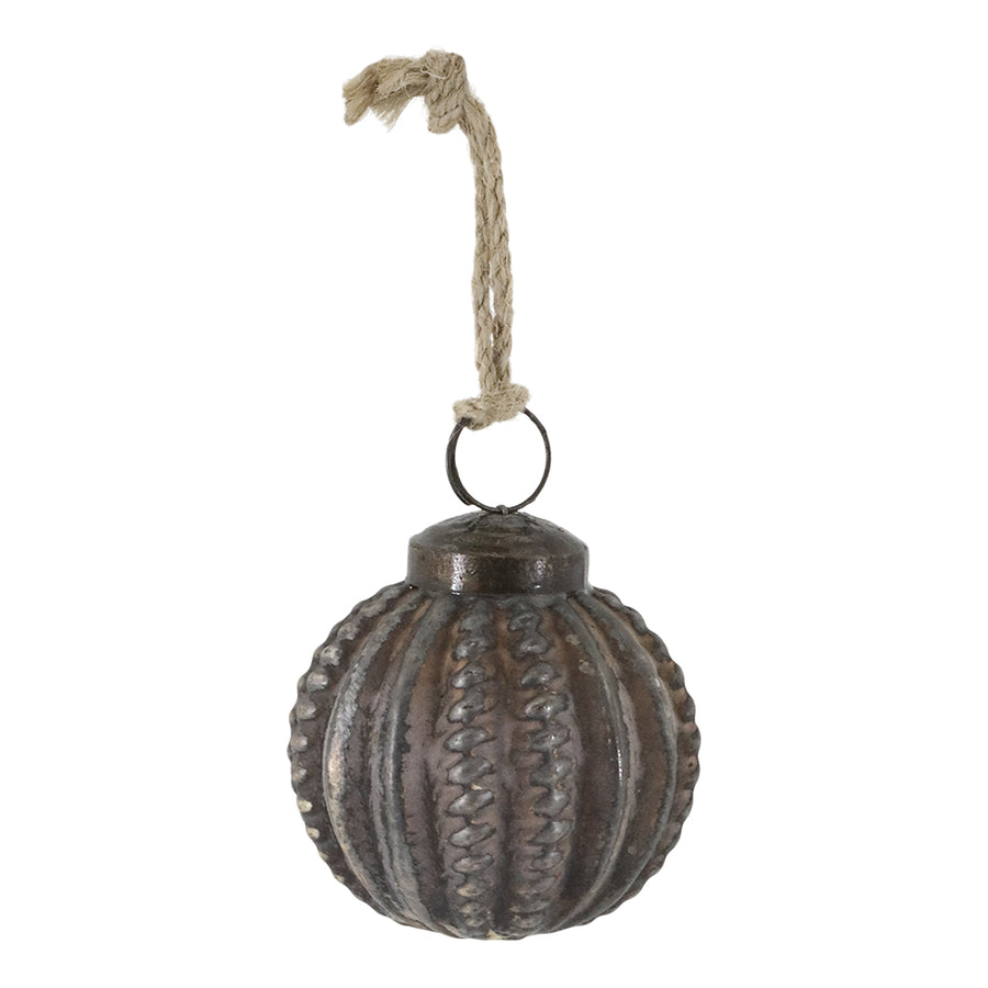 Christmas Antique üveggömbök mokka árnyalatban, természetes díszítéssel