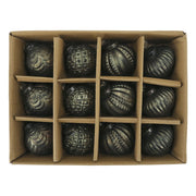 Antik olívazöld üveg karácsonyfadísz szett 12 db-os díszdobozban, négyféle mintázattal