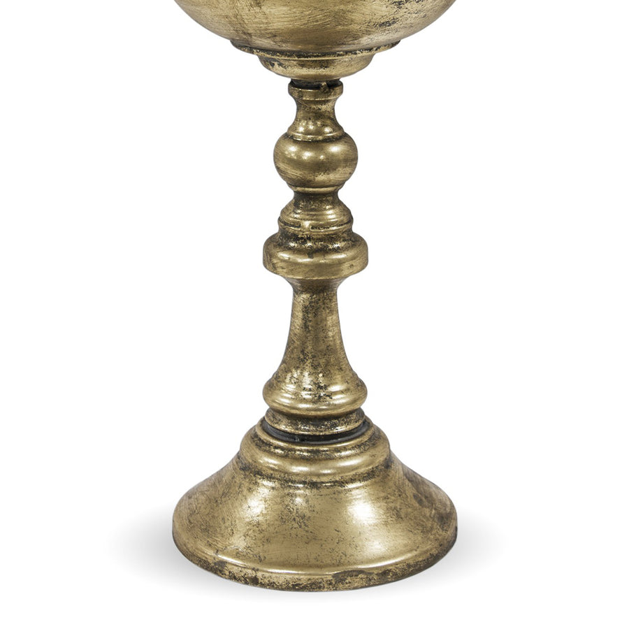 Dekoratív kialakítású, patinás felületű, aranyszínű, fém díszkaspó.