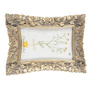 Levél díszes, antik aranyszínű asztali fényképtartó képkeret.