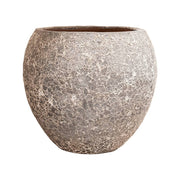 Nagy méretű, rozsdás árnyalatú kézzel készített kaspó a BAQ Lava kollekcióból