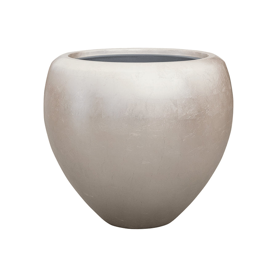 BAQ Metallic Couple Matt Light Champagne kaspó 50 cm-es méretben, visszafogott fényű, világos bézs színben.