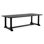 Matt fekete színű, porszórt alumíniumból készült, formatervezett kerti design étkezőasztal.