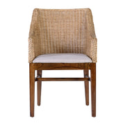 Mahagónifából és természetes növényi rattanból készült kézműves karosszék..