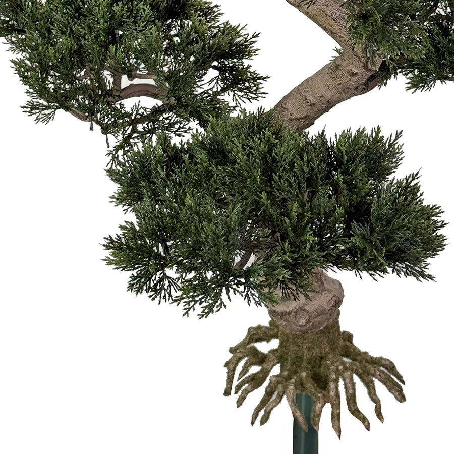 Göcsörtös törzs és látszó gyökérzet közelről – realisztikus bonsai dekor.