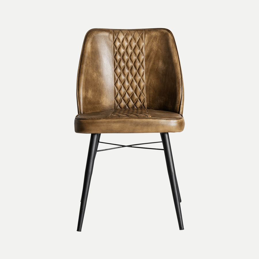 Modern ipari stílusú Brouse szék rombuszmintás díszvarrással és kecses, fém lábakkal.