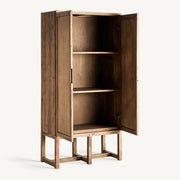 BYREMO gardróbszekrény nyitott állapotban – belső polcokkal és tágas tárolóhellyel.