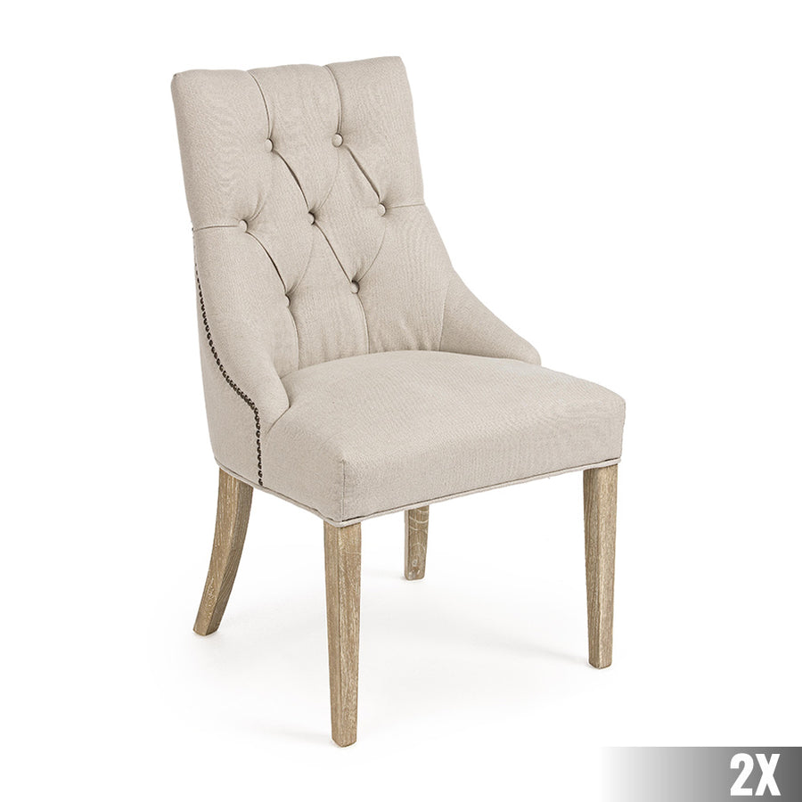 Bézs színű vászonnal kárpitozott, klasszikus formavilágú, elegáns étkezőszék.