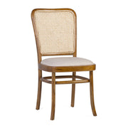 Barna színű, rattan betétes thonet szék.