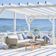 Antikszürke színű, 3 személyes műrattan kerti kanapé.