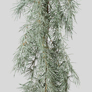 Hamvaszöld színű, mű cédrusfenyő girland.