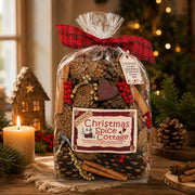 Christmas Spice Cottage ünnepi potpourri meghitt karácsonyi enteriőrben gyertyafénnyel