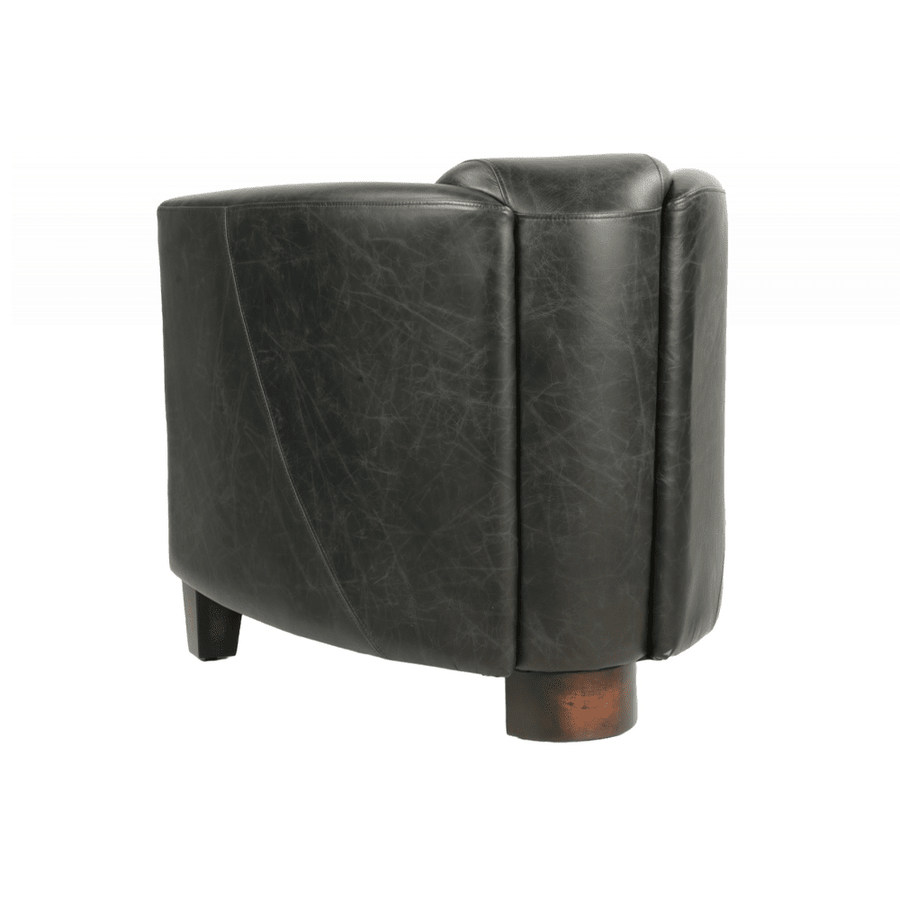 Fekete színű valódi marhabőrrel kárpitozott kis méretű klubfotel.