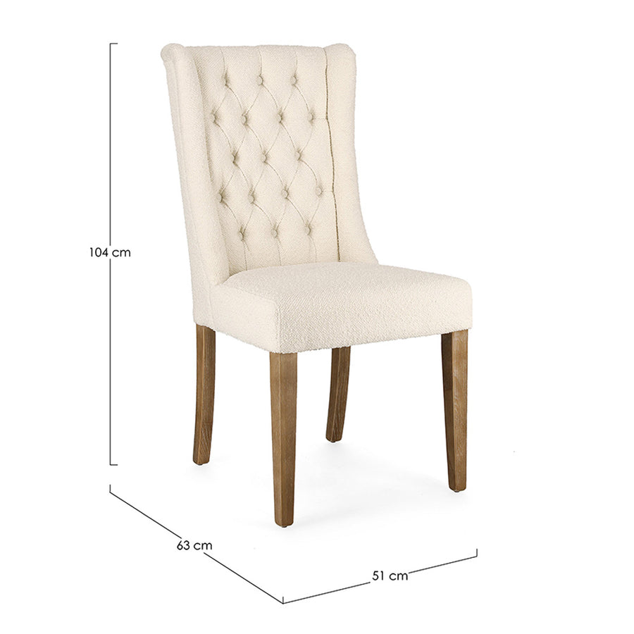 Krémszínű buklészövettel kárpitozott, tölgyfából készült szék.