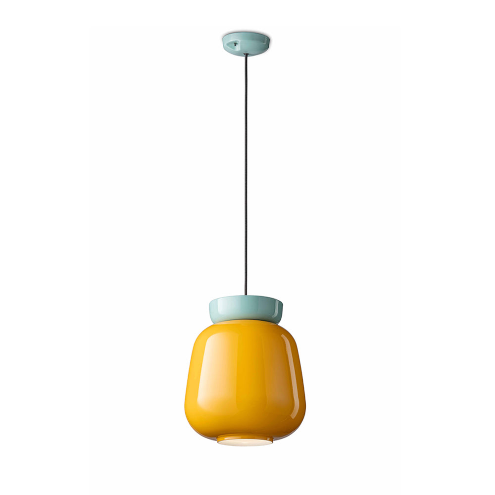 Formatervezett kortárs design függeszték lámpa.