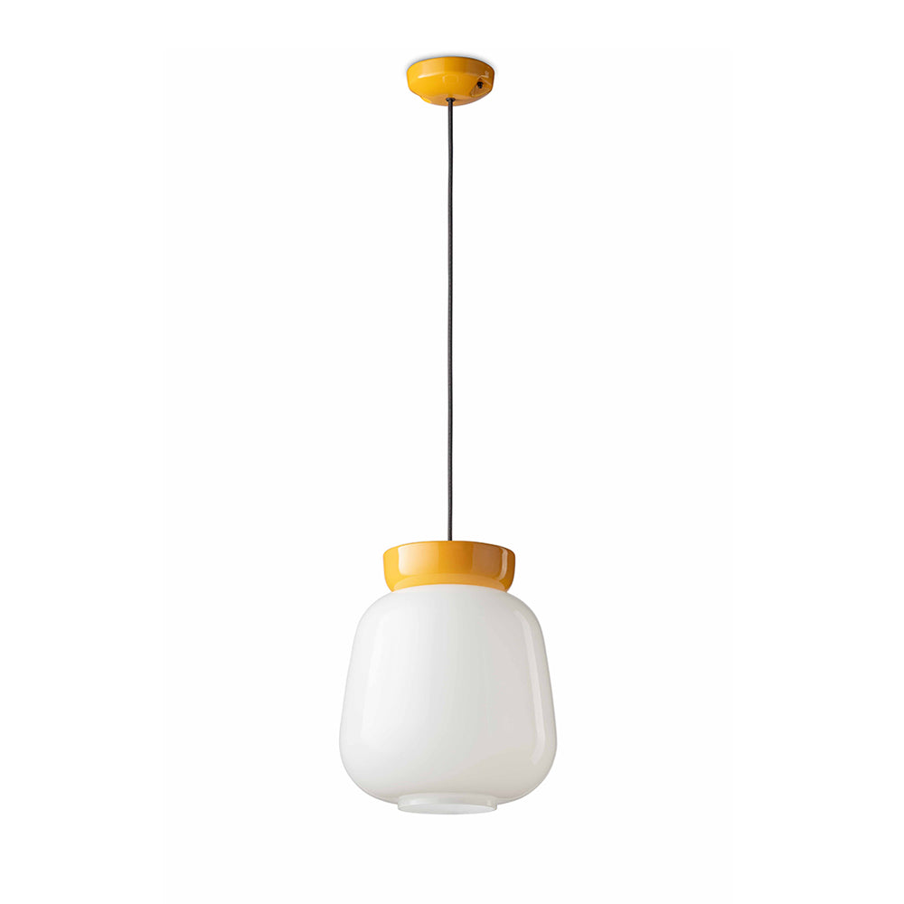 Formatervezett kortárs design függeszték lámpa.