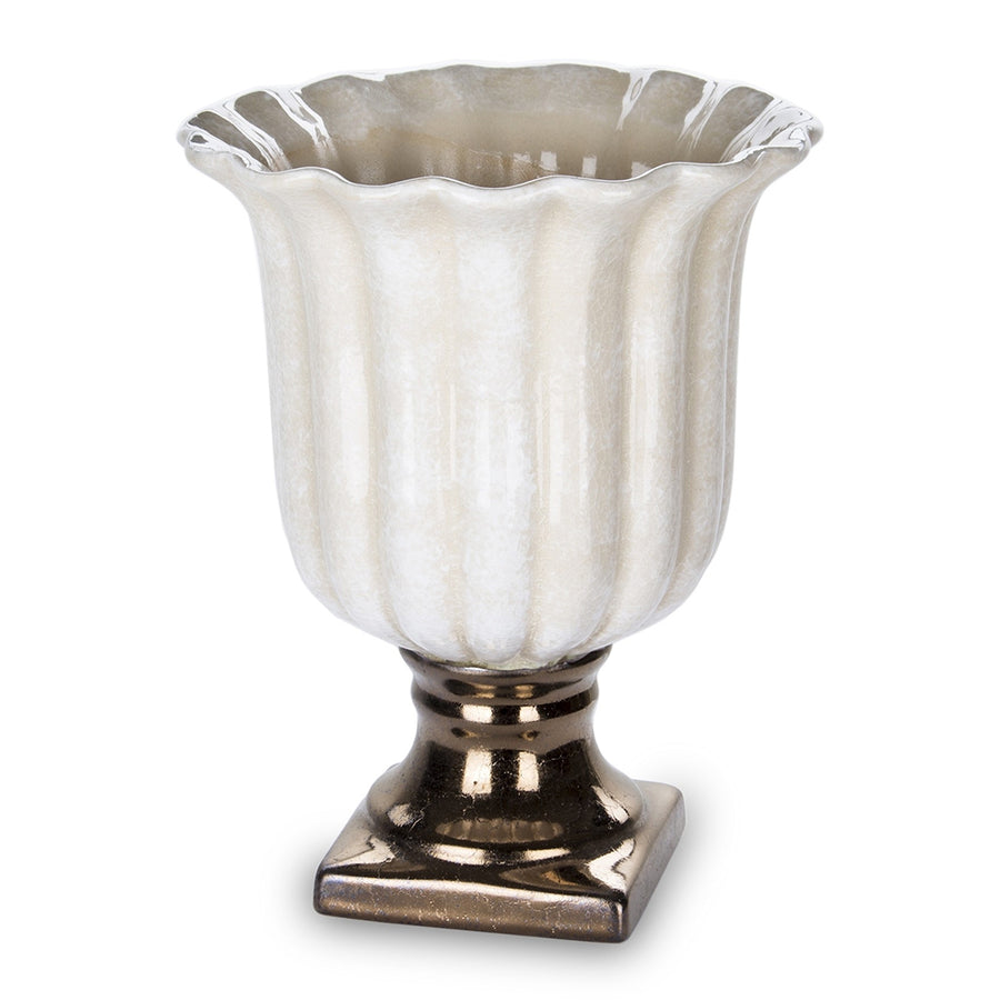 Hullámos peremű, krémszínű Dalia kerámia kaspó aranyhatású talppal – előnézeti kép