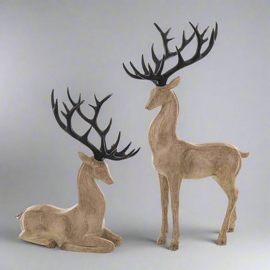 Natúr színű, karácsonyi szarvas figura.