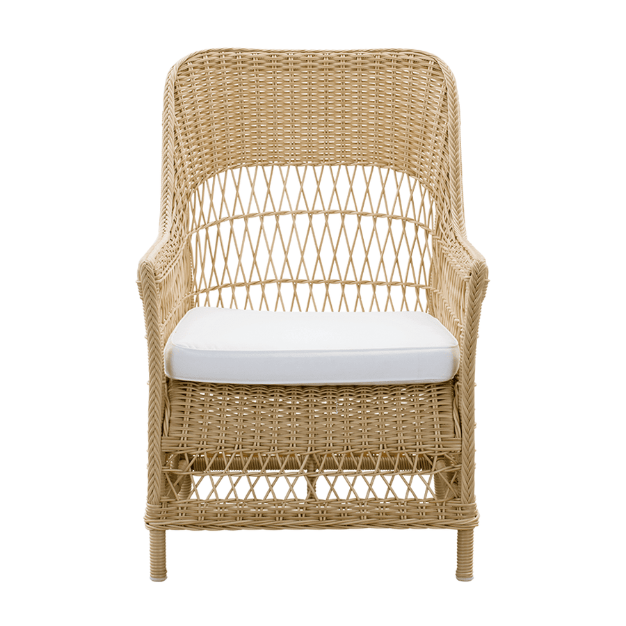 Vintage stílusú, natúr színű, műrattan kerti fotel.