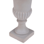 England homokszínű kaspó talprész közelről, szögletes alapon