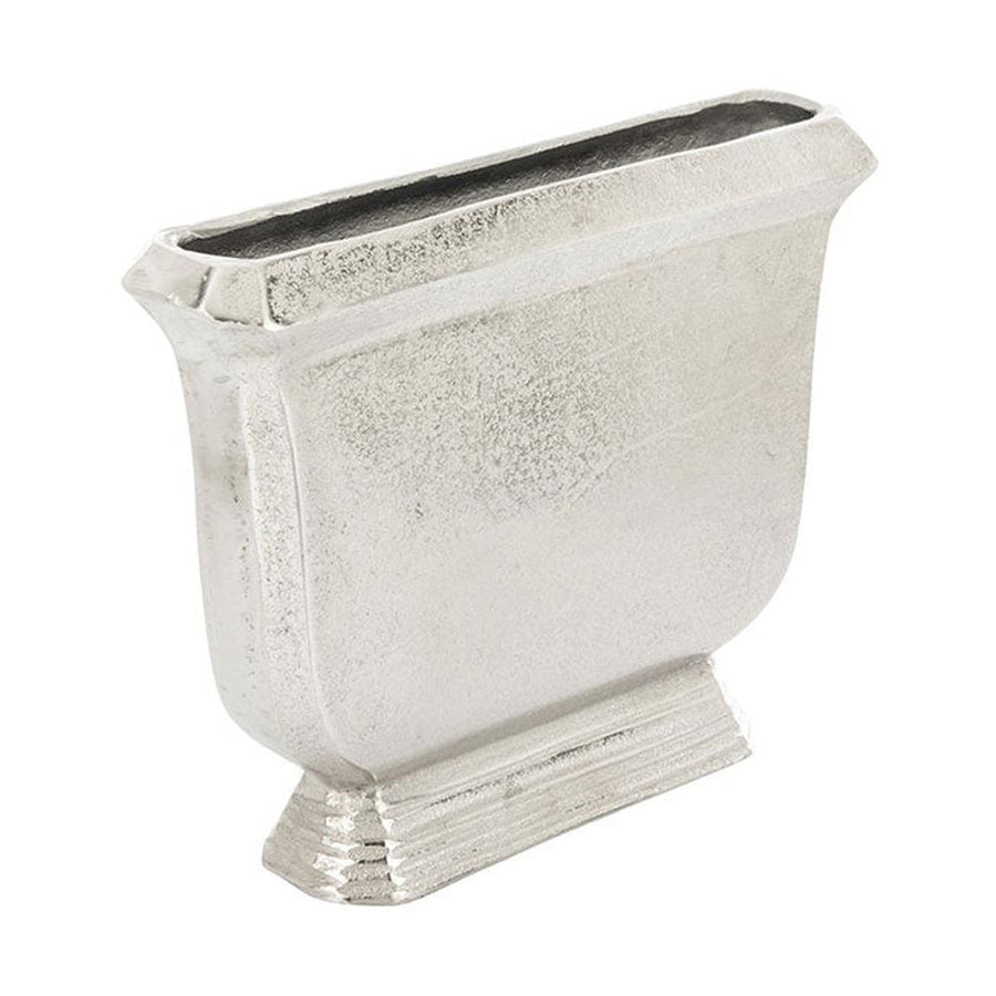 Alumíniumból készült, ezüstszínű váza,