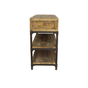 Oldalnézet a konzolasztalról, amely jól mutatja a fiók doboz kialakítását és a polcok mélységét.