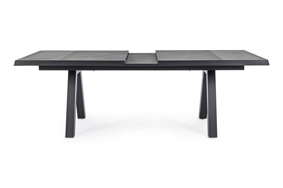 Fekete színű modern kerti asztal.