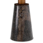 Kerek formájú dizájn étkezőasztal.