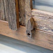 GRIMAUD rusztikus vitrines szekrény alsó zsanér és szerkezeti részlet