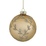 Matt arany-pezsgő árnyalatú karácsonyfadísz ezüst levelekkel díszítve, Heritage kollekció.