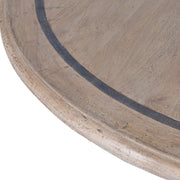 Natúrszínű, tömör akácfából készült, intarziával díszített, kerek formájú, exkluzív kézműves étkezőasztal.