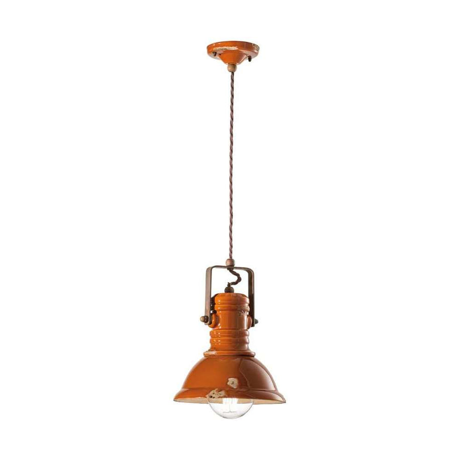 Vintage narancssárga színű ipari lámpa.