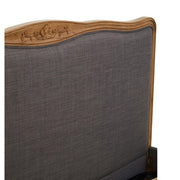 Klasszikus, koloniál stílusú, tölgyfából készült franciaágy.