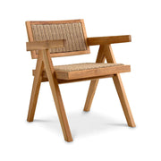 Teakfából készült, natúr színű, formatervezett kerti szék polirattanból szőtt háttámlával és ülőfelülettel..