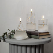 Áttetsző henger formájú, üvegből készült, textilkanócos LED olajlámpa-