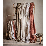 Lenvászonból készült konyharuha.