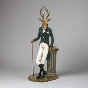 Sétapálcás szarvas figura.