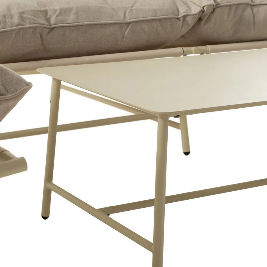 Minimalista dohányzóasztal bézs fém lappal, Lusso Beige garnitúrához tartozik.