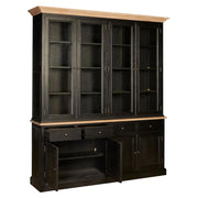 Amerikai tölgyfából készült, fekete színű, nagy vitrines szekrény.