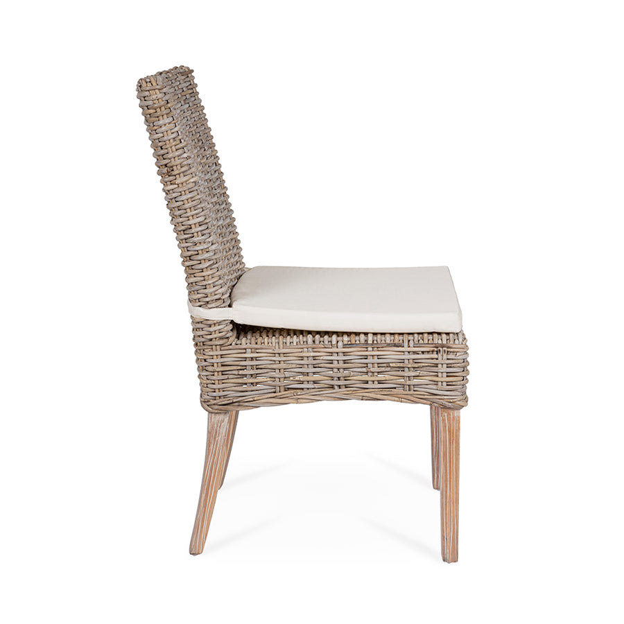 MANOEL natúr rattan étkezőszék oldalnézetből, levehető ülőpárnával.