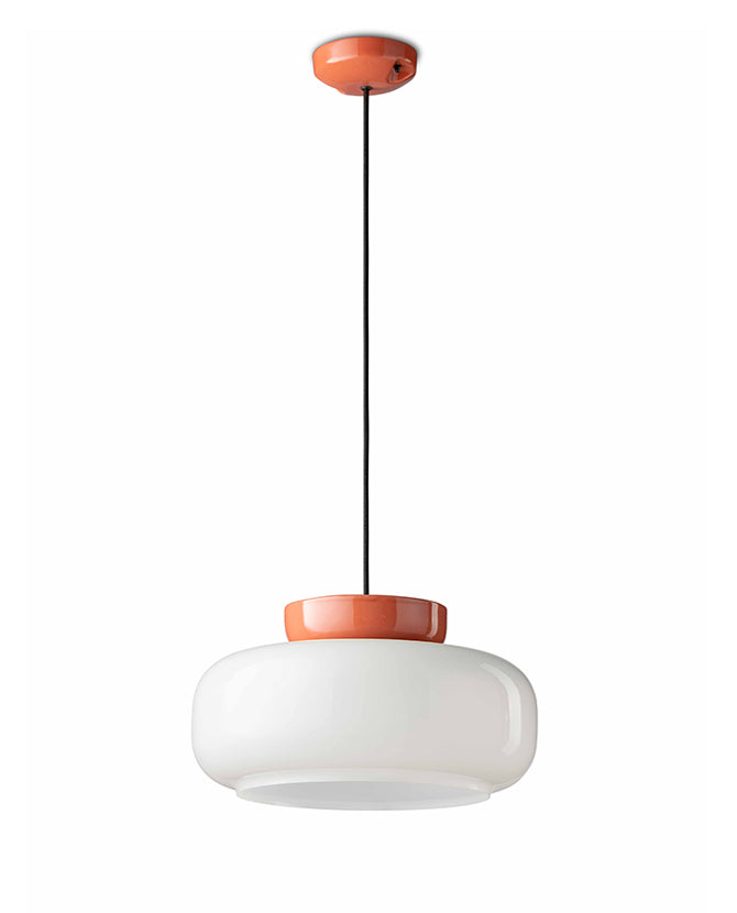 Formatervezett kortárs design függeszték lámpa.