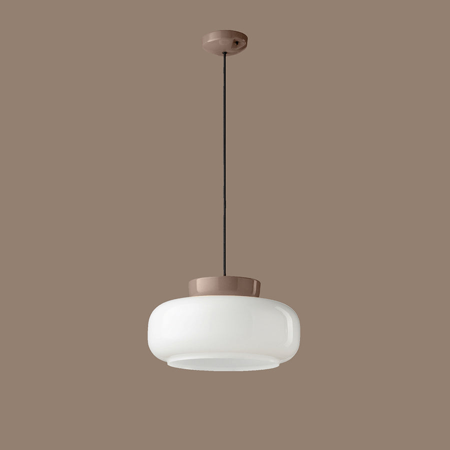 Formatervezett kortárs design függeszték lámpa.