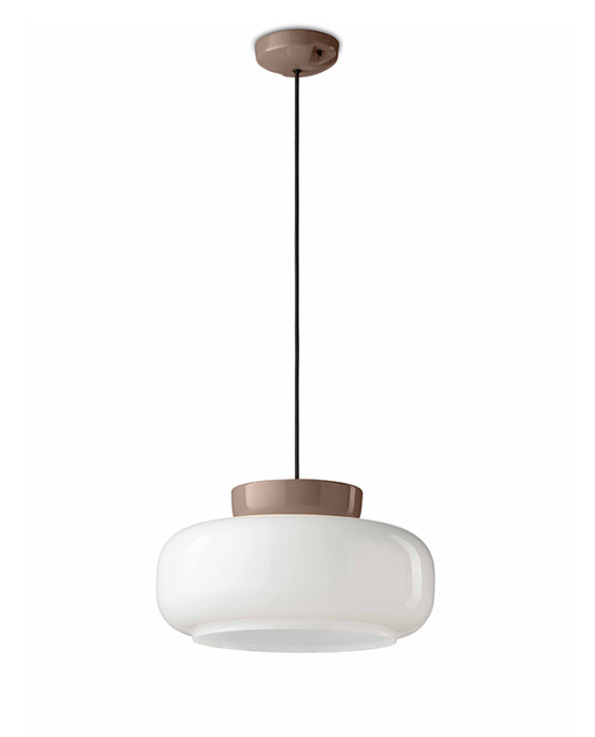 Formatervezett kortárs design függeszték lámpa.