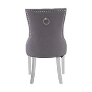 Ezüstszínű, rozsdamentes acéllábbakon álló, szürke színű poliészter vászonnal kárpitozott dizájn étkezőszék.