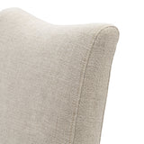 Étkezőszék háttámla ívelt formájának és varrásának közeli részlete